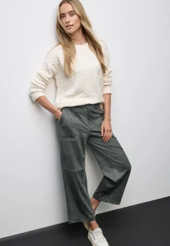 Fluwelen broek met rechte pijpen
