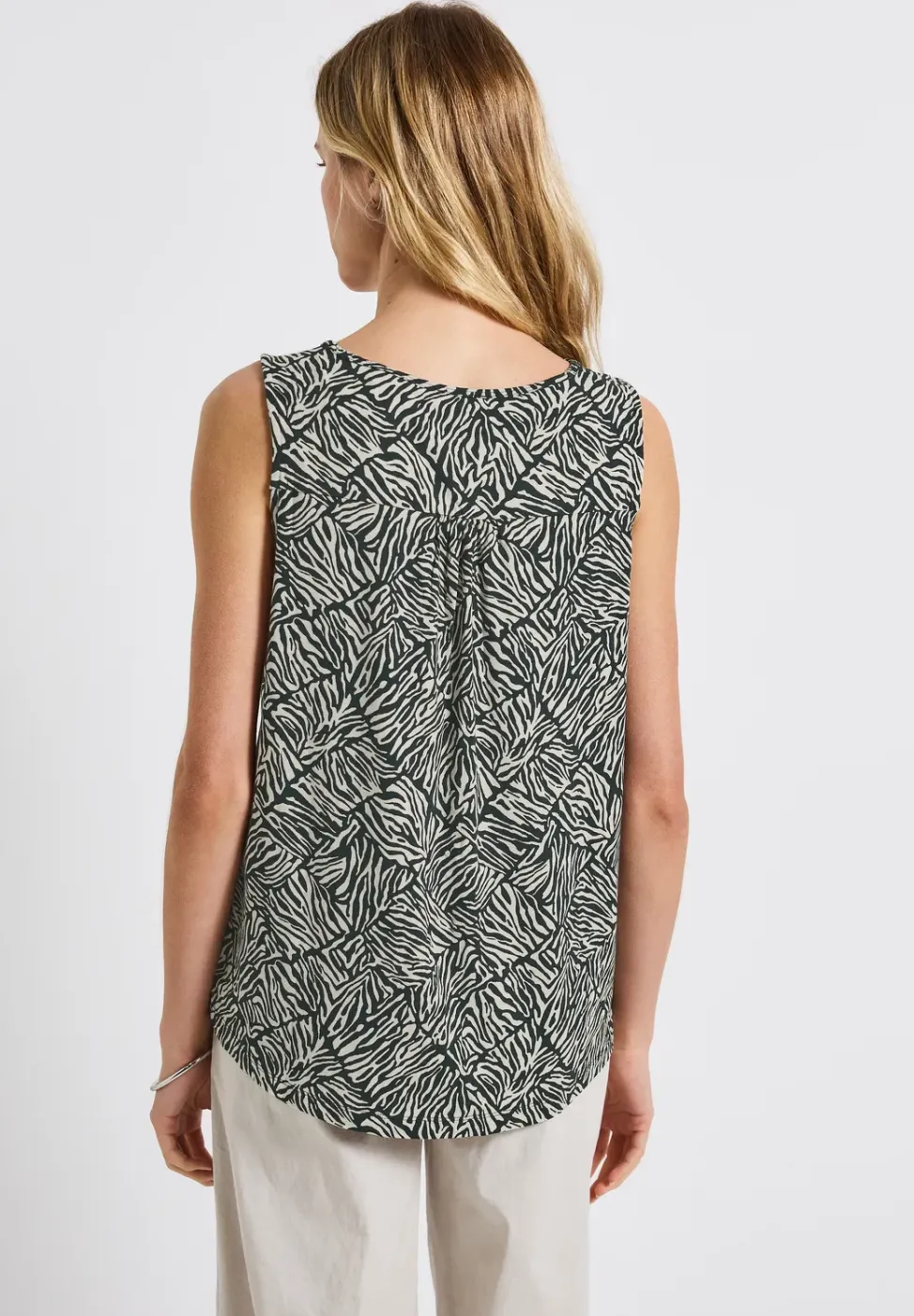 Gedessineerde basic top