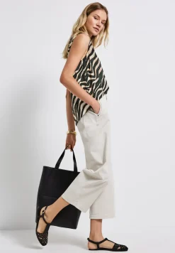 Gedessineerde basic top