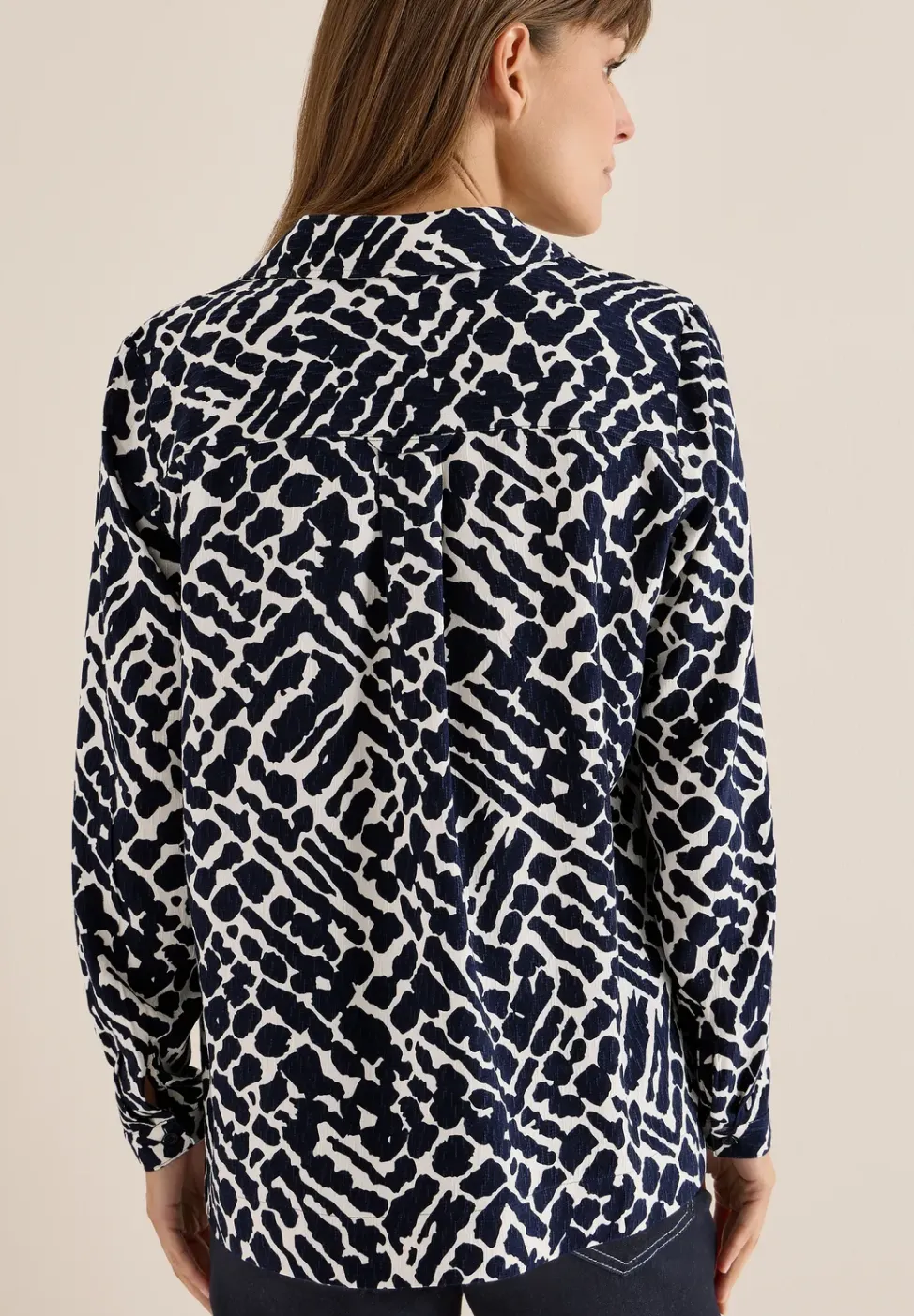 Gedessineerde blouse