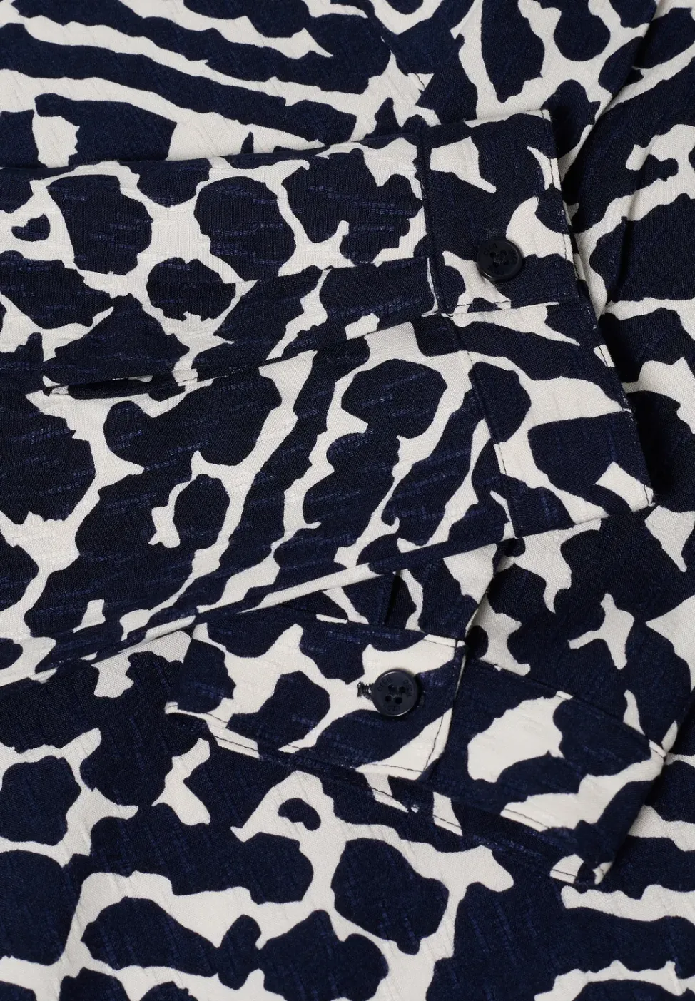 Gedessineerde blouse
