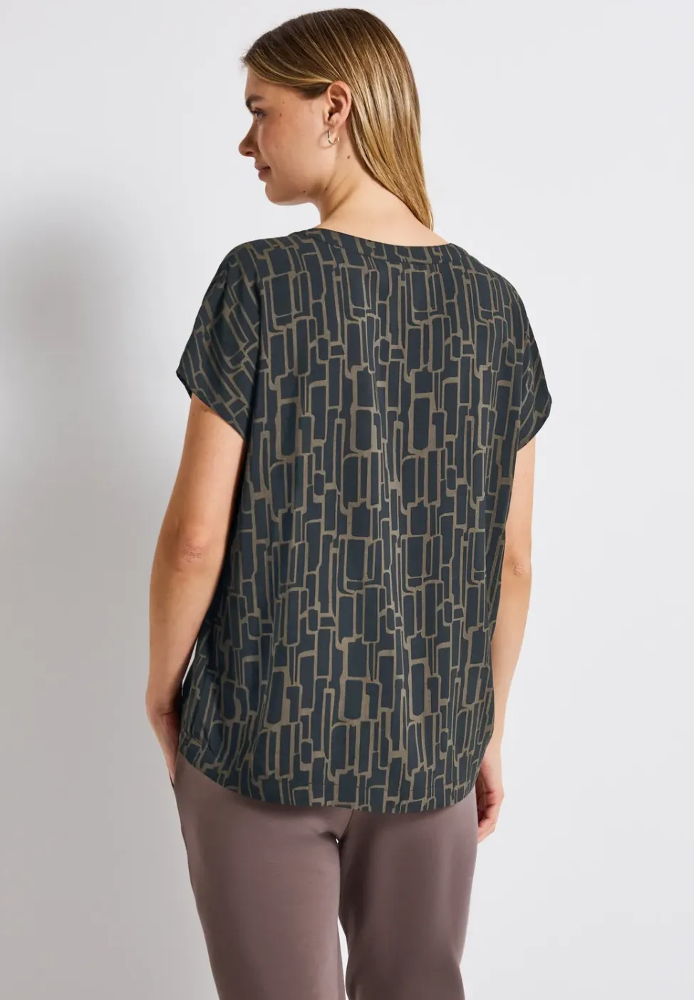 Gedessineerde blouse