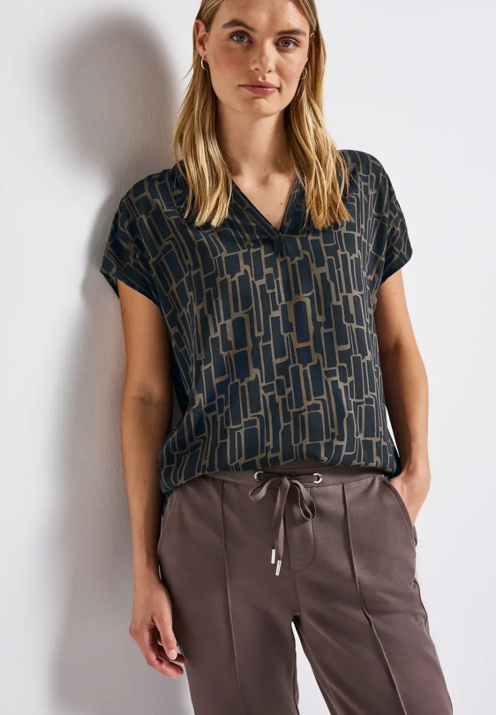 Gedessineerde blouse
