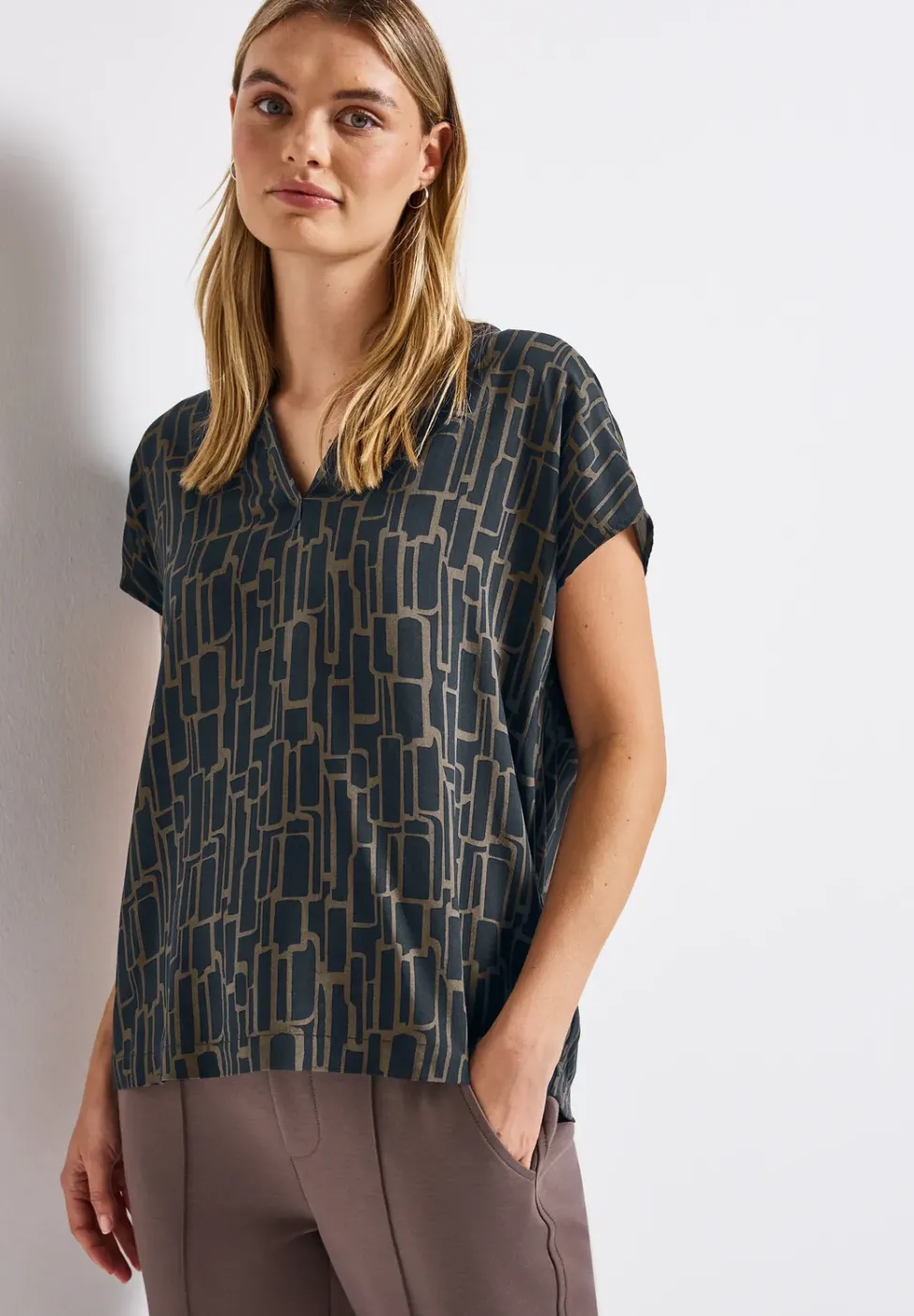Gedessineerde blouse