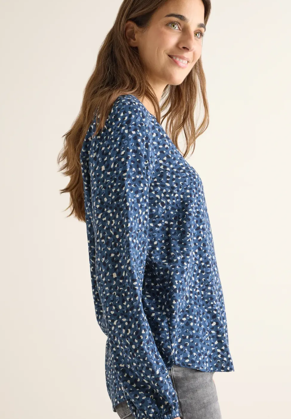 Gedessineerde blouse