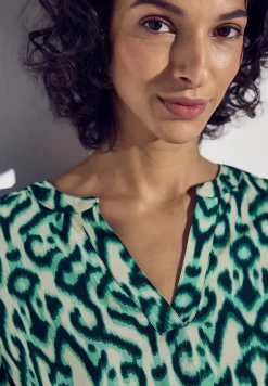 Gedessineerde blouse