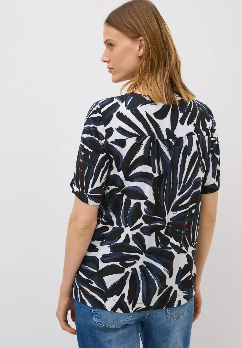 Gedessineerde blouse