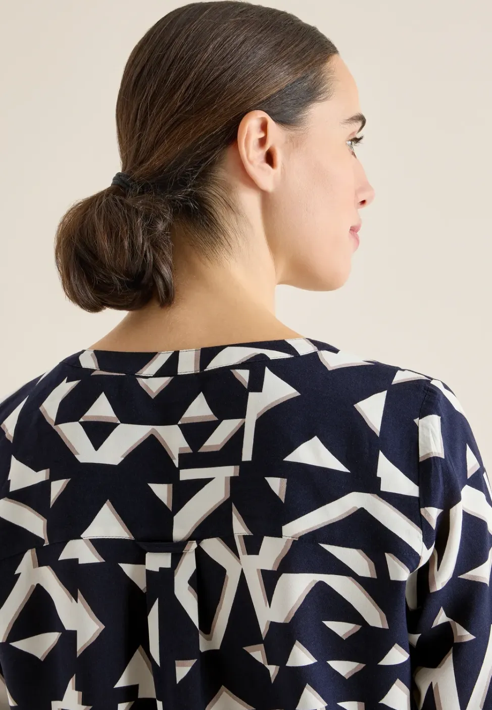 Gedessineerde blouse