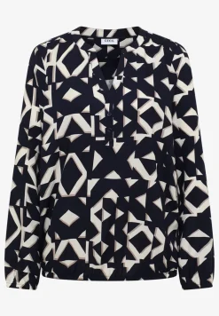 Gedessineerde blouse