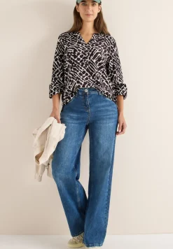 Gedessineerde blouse