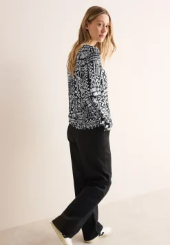 Gedessineerde blouse