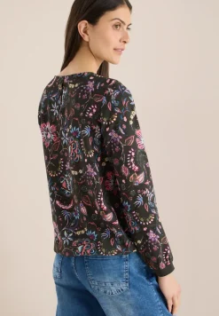 Gedessineerde blouse