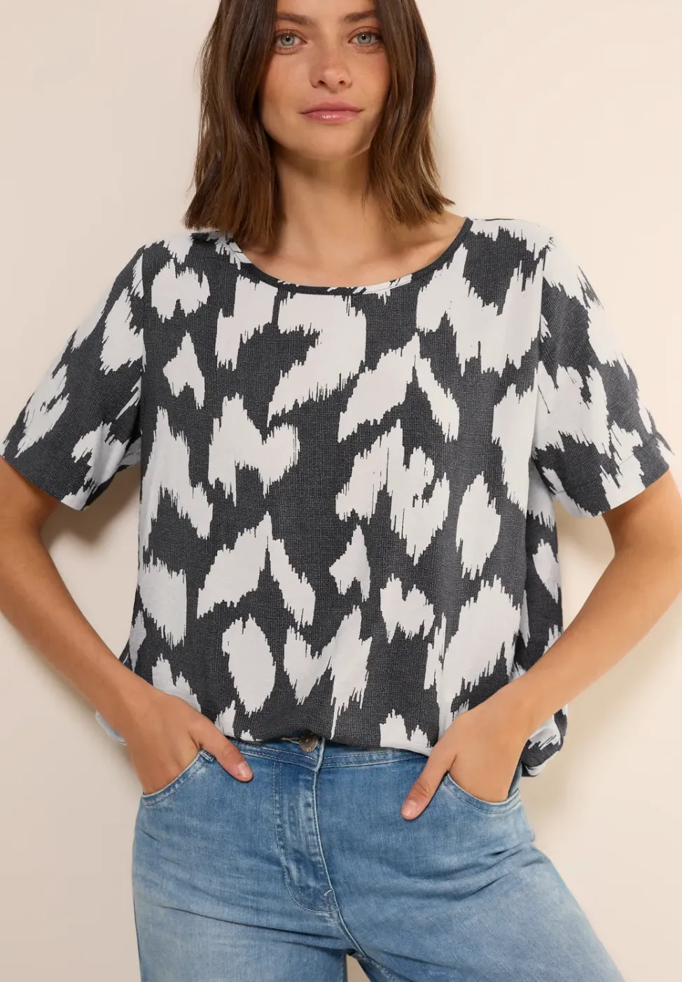 Gedessineerde blouse