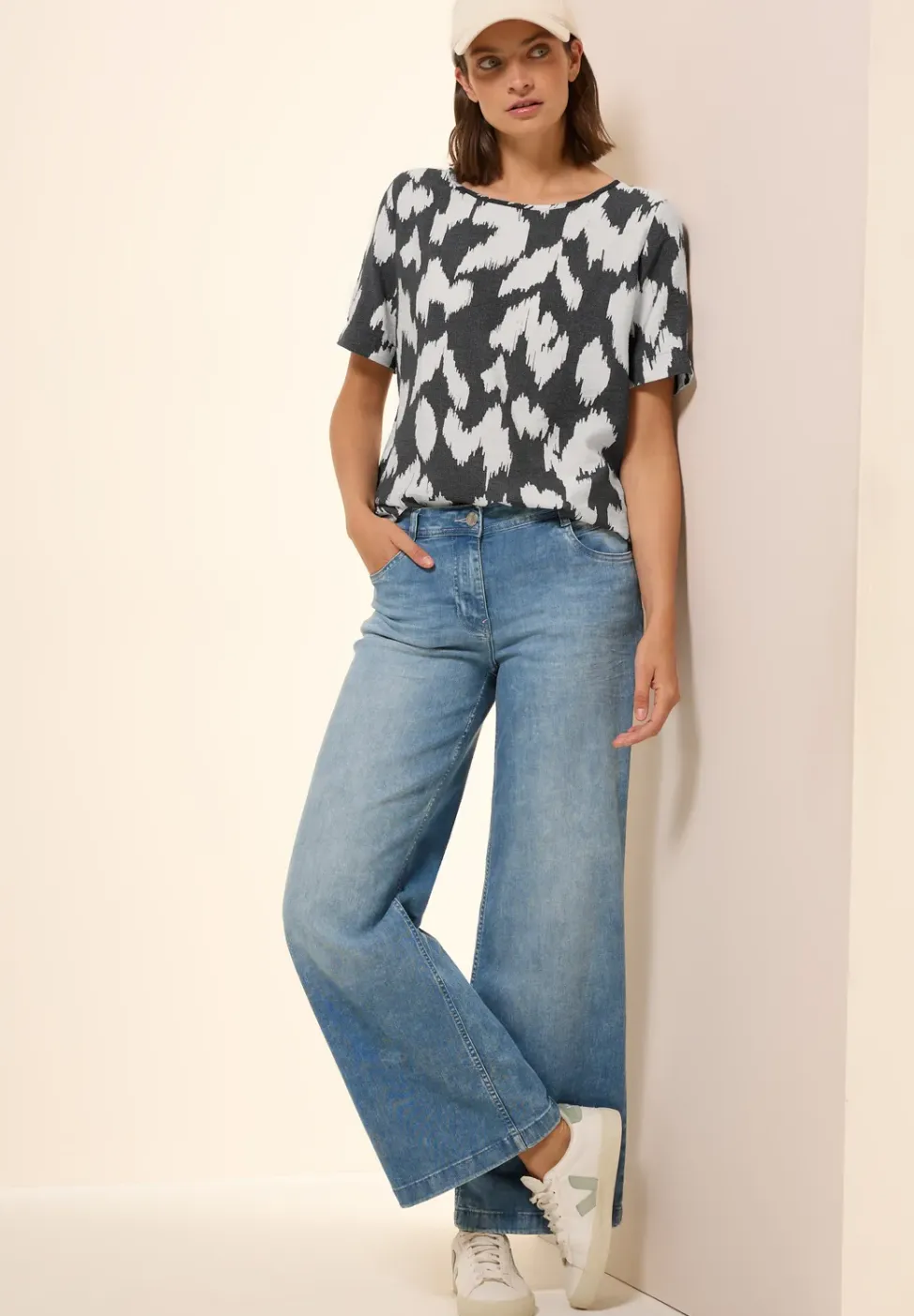 Gedessineerde blouse