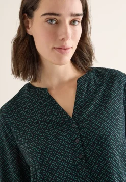 Gedessineerde blouse