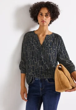 Gedessineerde blouse