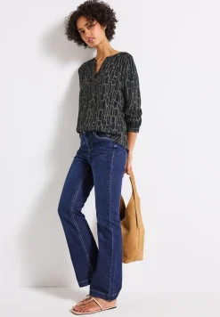 Gedessineerde blouse