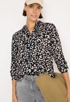 Gedessineerde blouse