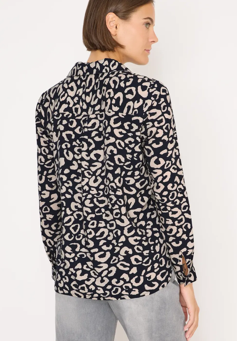 Gedessineerde blouse