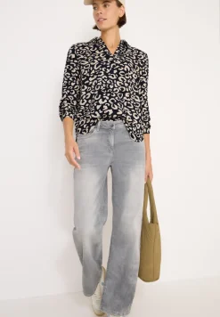 Gedessineerde blouse