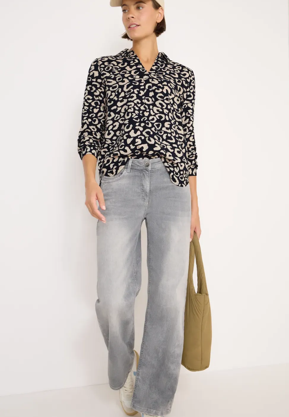 Gedessineerde blouse