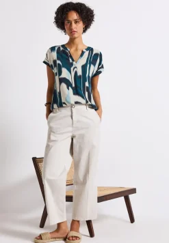 Gedessineerde blouse