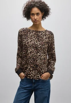 Gedessineerde blouse
