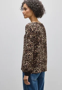 Gedessineerde blouse