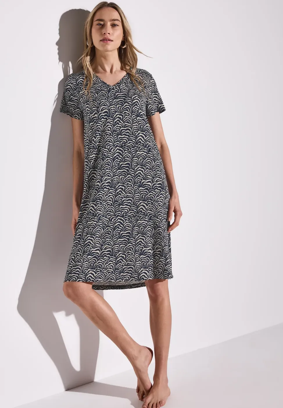 Gedessineerde jersey jurk