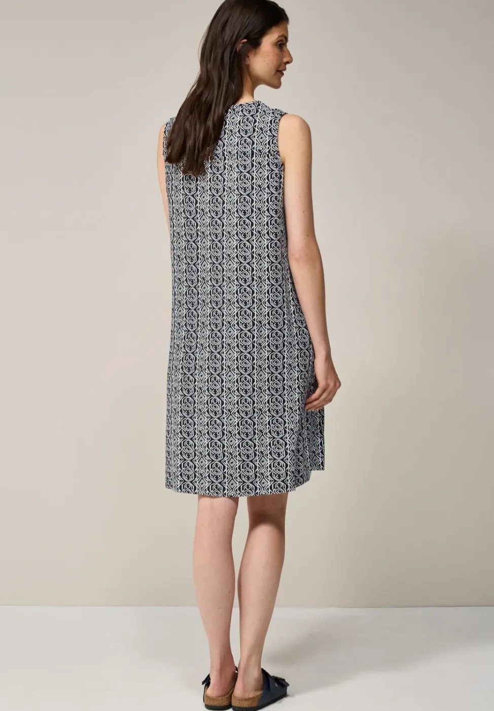 Gedessineerde jersey jurk