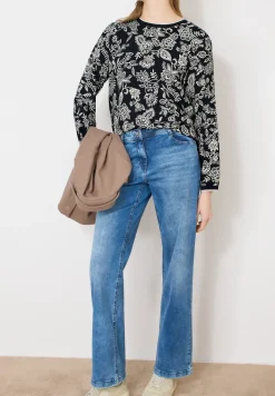 Gedessineerde blouse