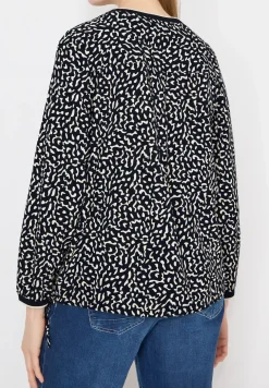 Gedessineerde blouse