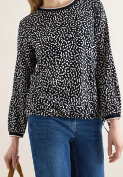 Gedessineerde blouse