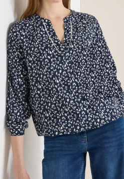 Gedessineerde blouse