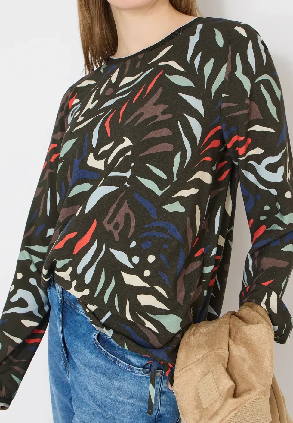 Gedessineerde blouse