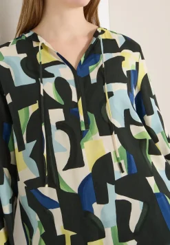 Gedessineerde blouse
