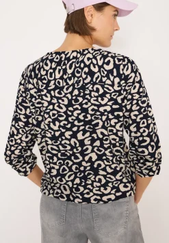 Gedessineerde blouse