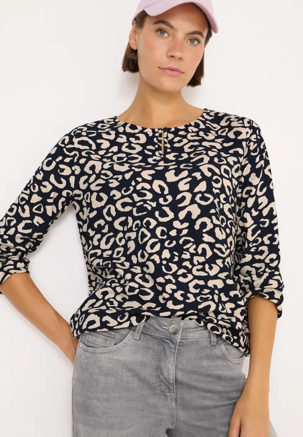 Gedessineerde blouse