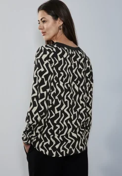 Gedessineerde blouse