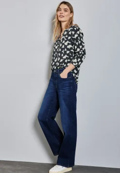 Gedessineerde blouse