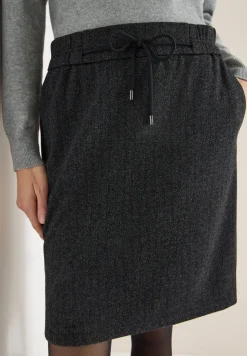 Gedessineerde joggingrok