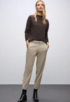 Gemêleerde broek met detail