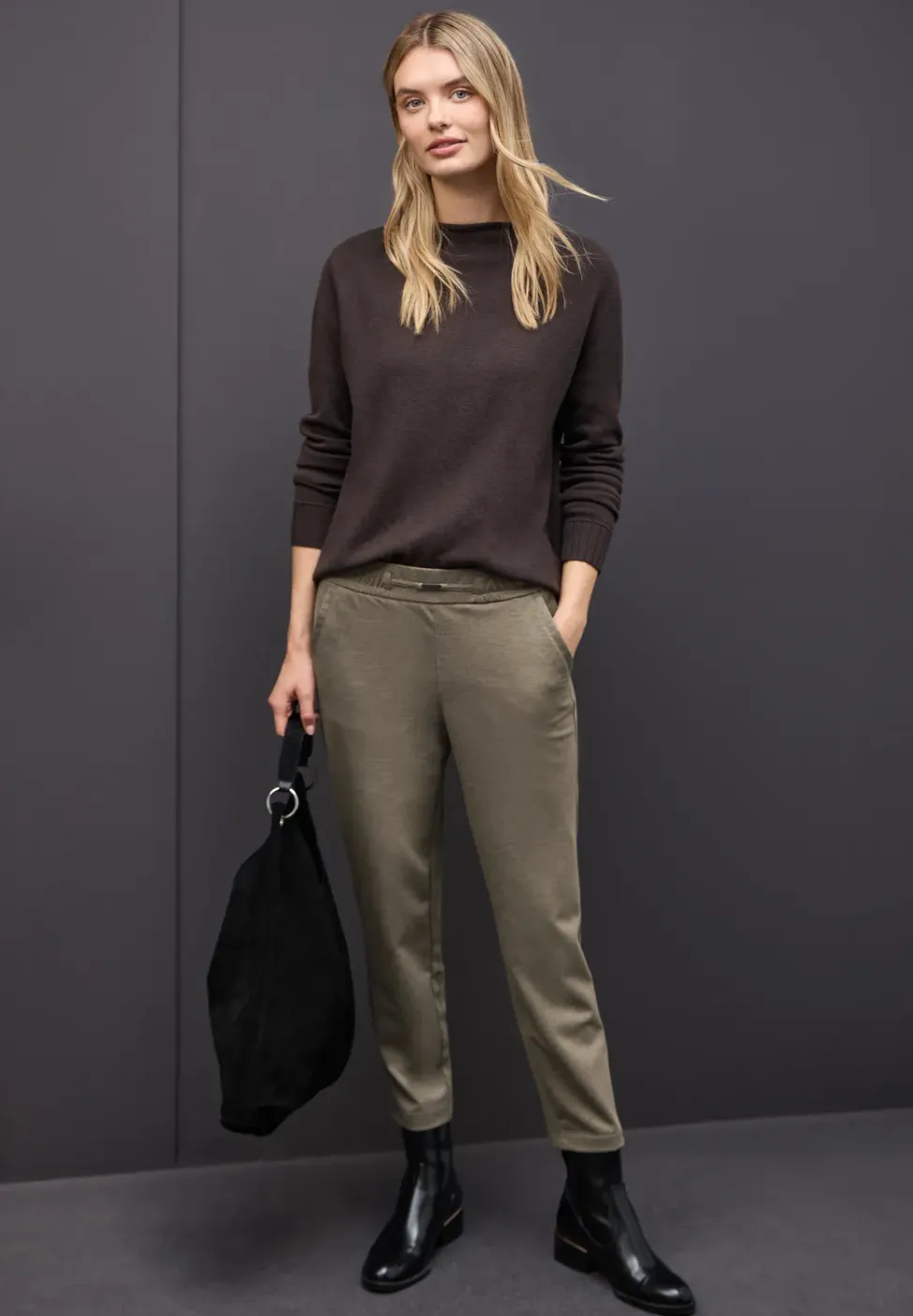 Gemêleerde broek met detail