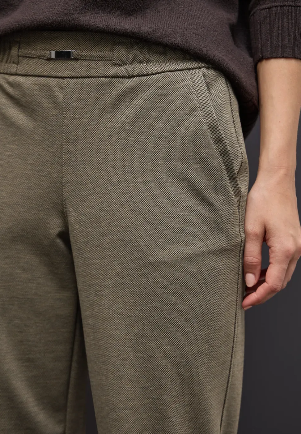 Gemêleerde broek met detail