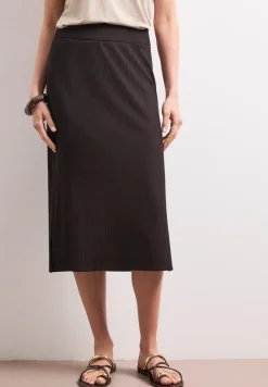 Geribde midirok met elastische tailleband
