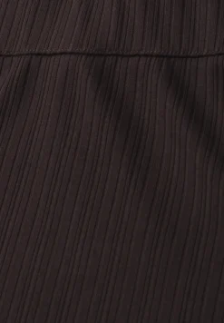 Geribde midirok met elastische tailleband