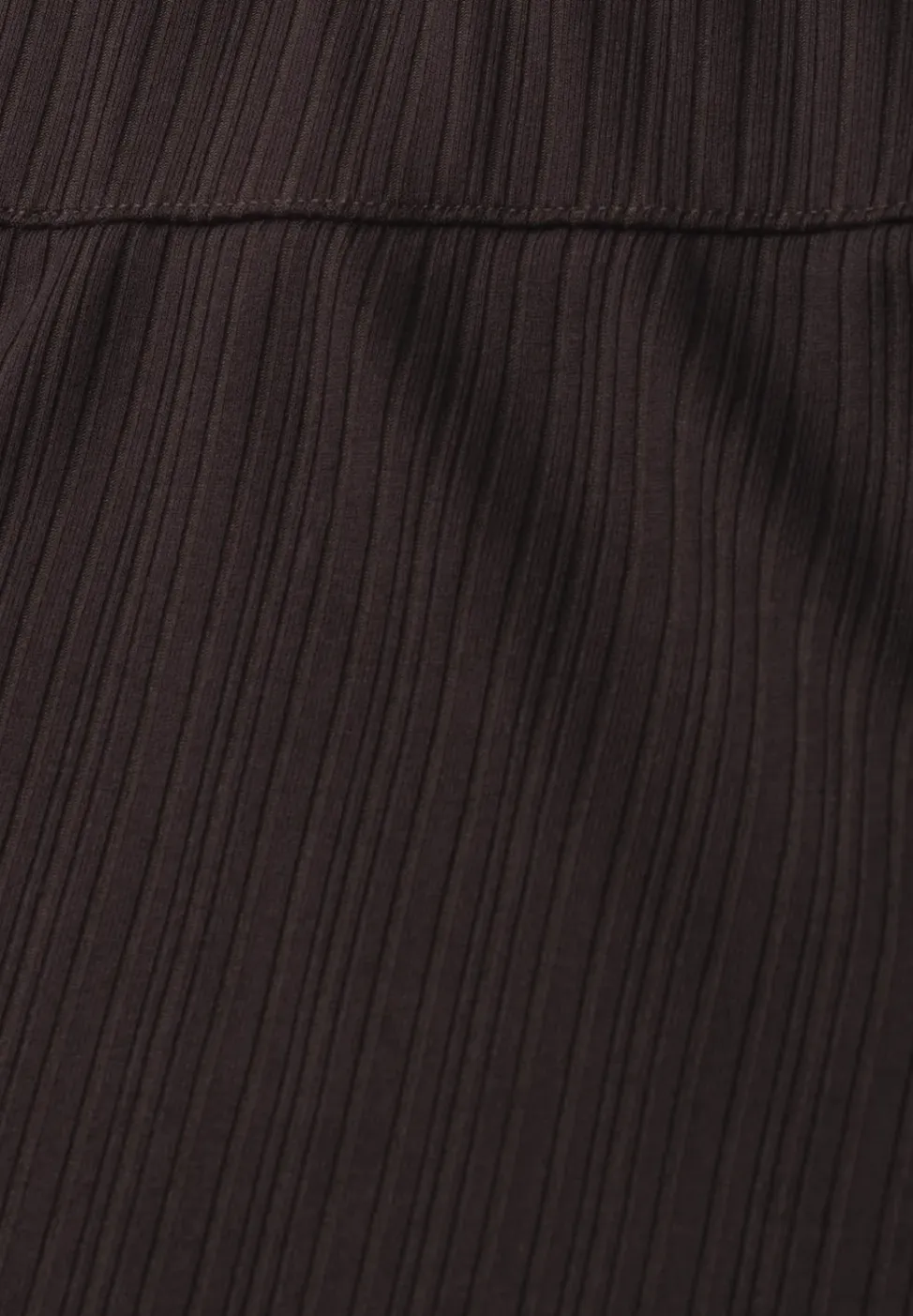 Geribde midirok met elastische tailleband