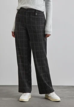 Geruite broek met rechte pijpen