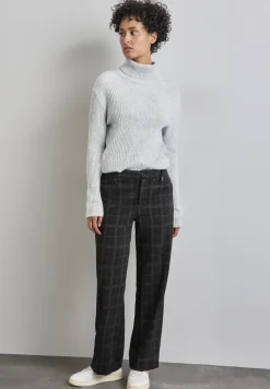 Geruite broek met rechte pijpen