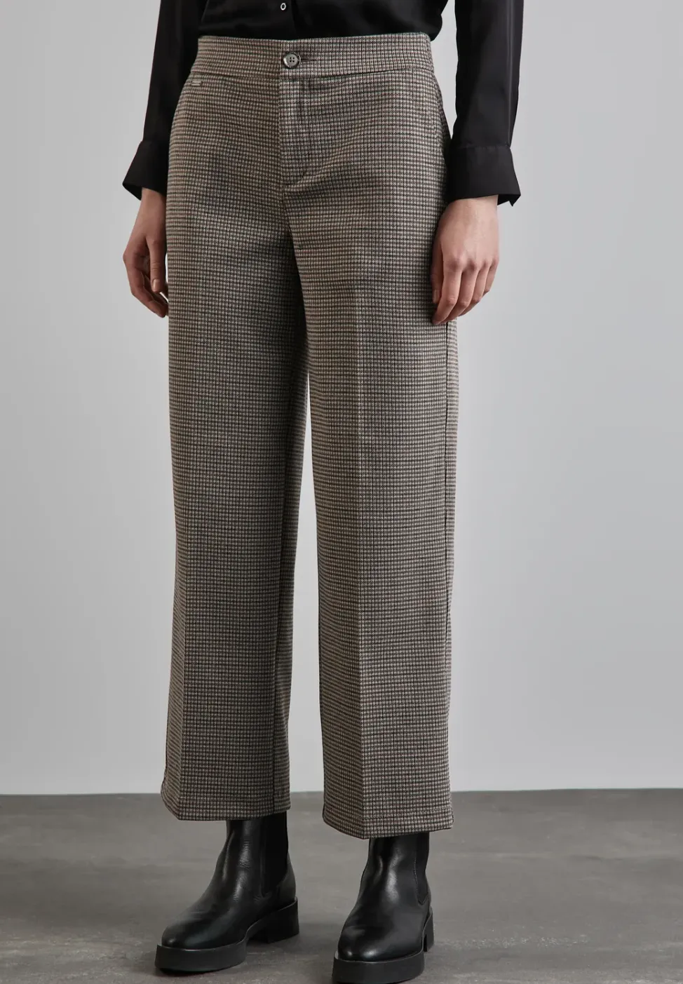 Geruite broek met wijde pijpen